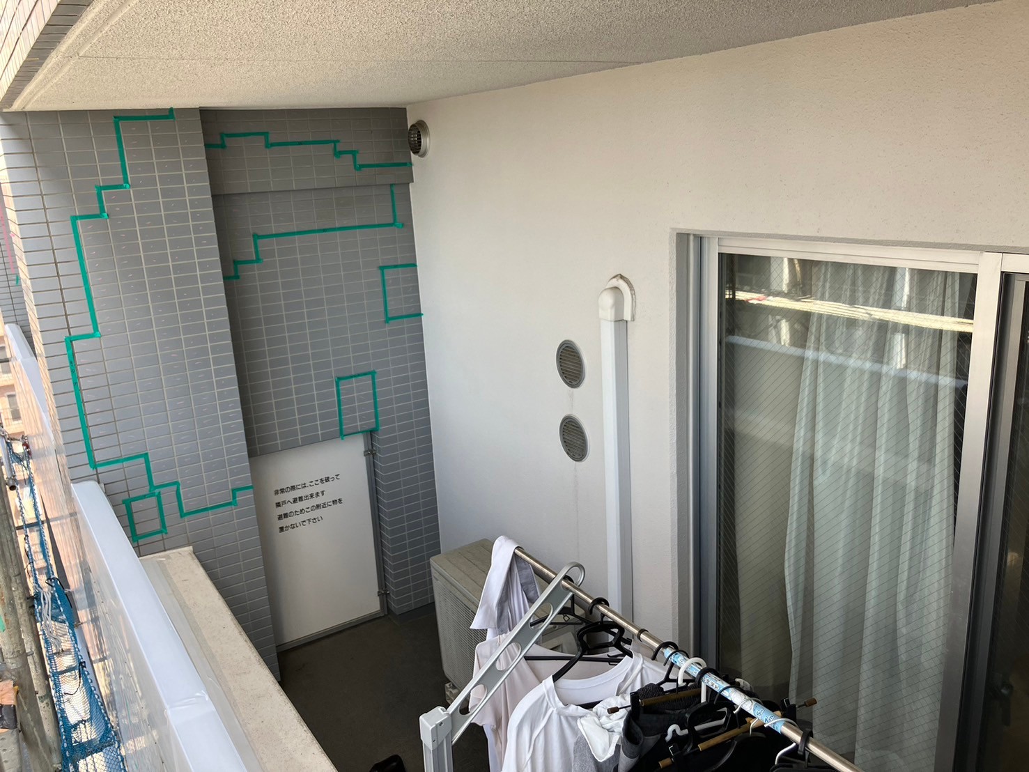 外壁タイル　施工前