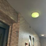 エレベーター　ダイノックシート工事　施工完了