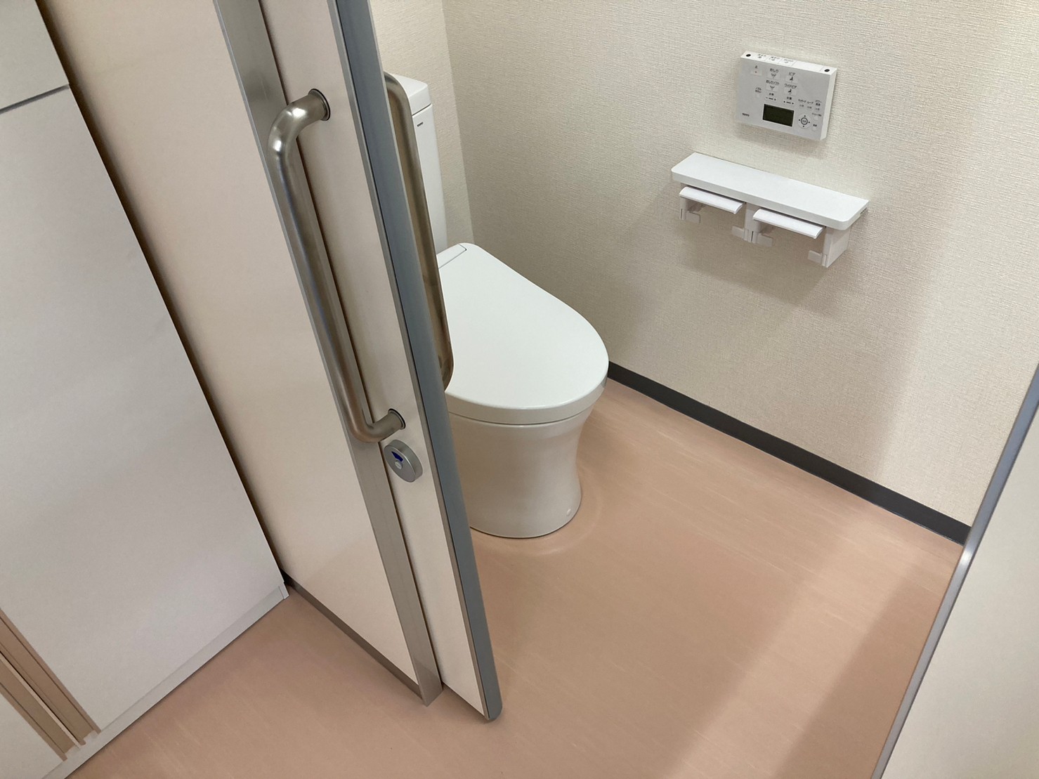 トイレ施工完了