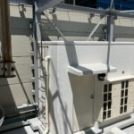 屋上　鉄部塗装工事　施工完了