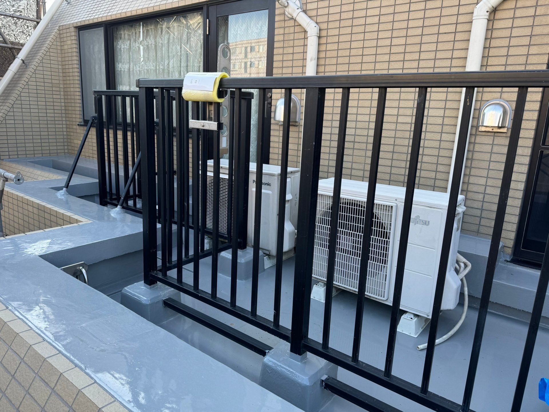 ルーフバルコニー防水工事　施工完了