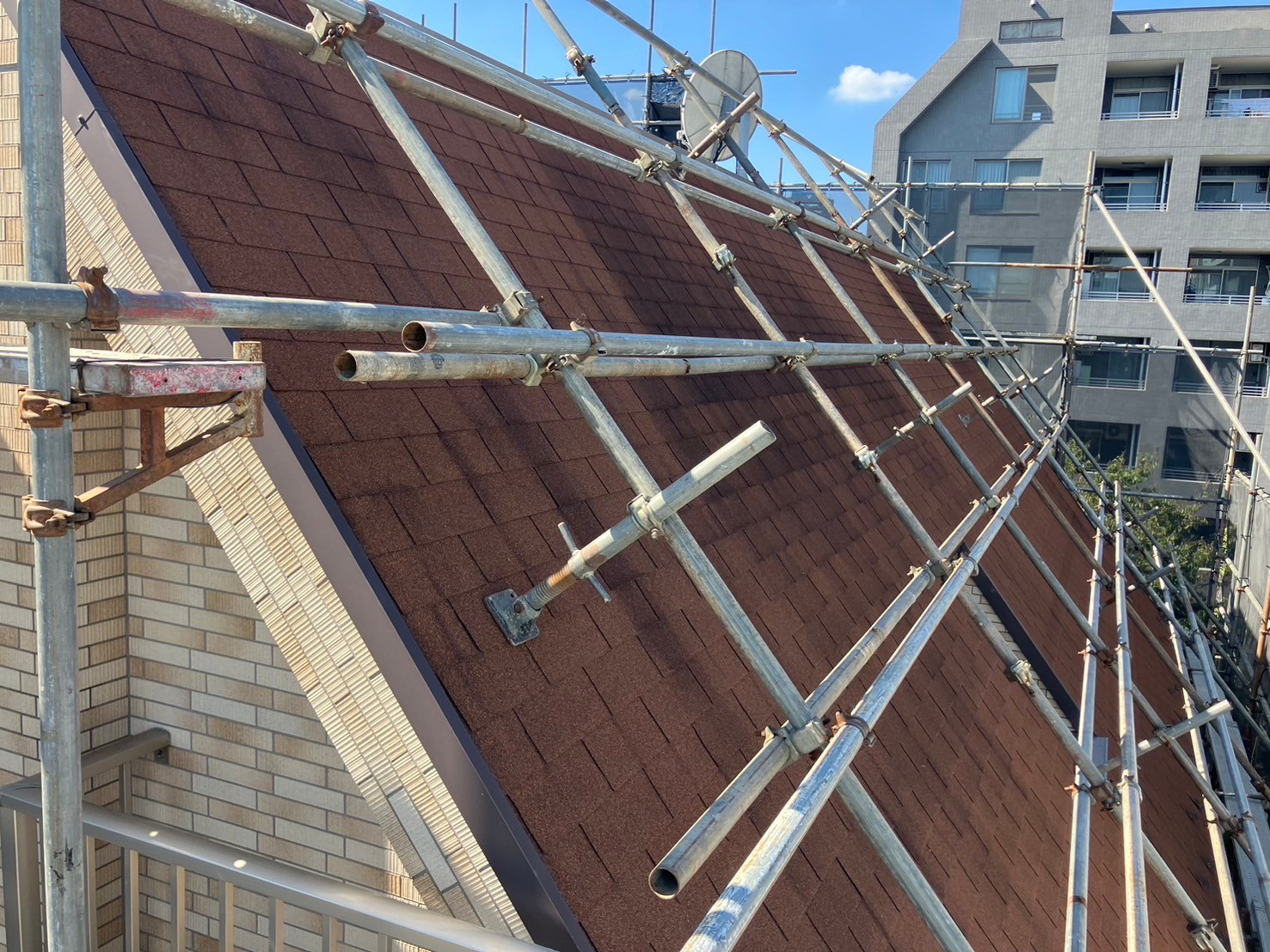 斜屋根工事　施工前