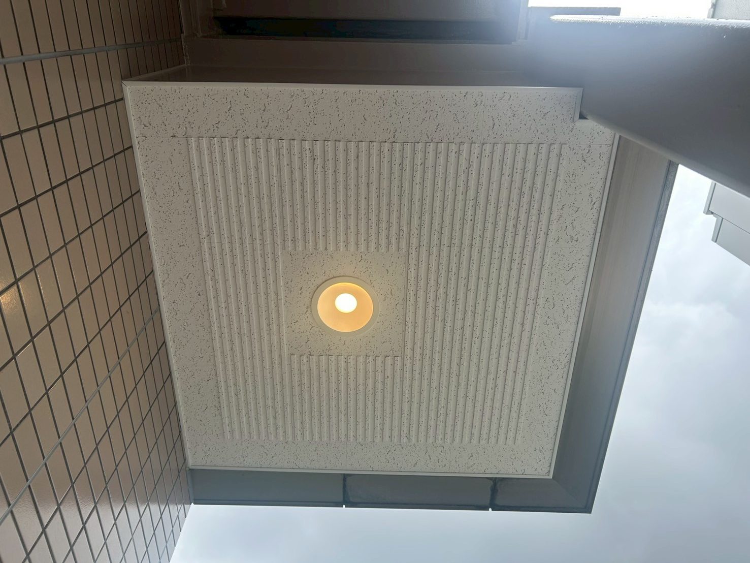 バルコニー天井　塗装工事　施工完了