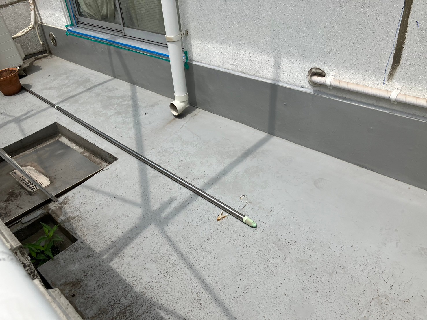 バルコニー　防水工事　施工前