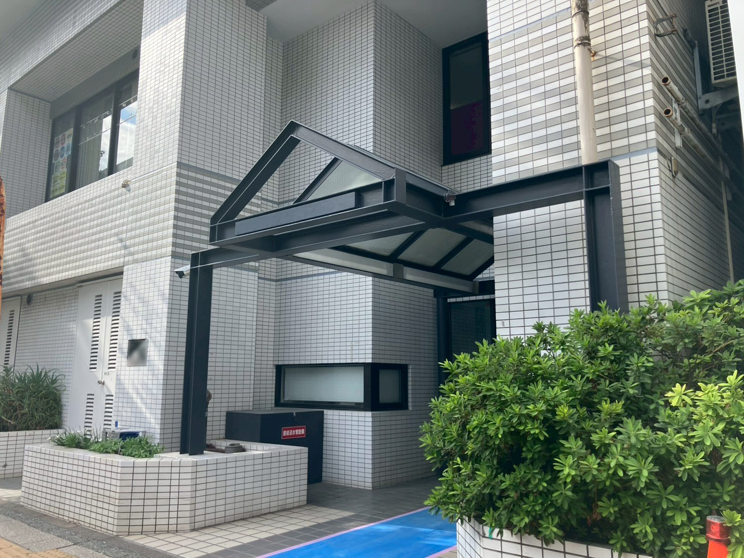 エントランス　施工前