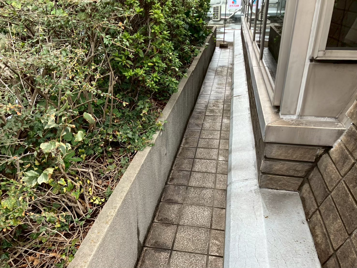 ルーフバルコニー　高圧洗浄工事　施工前