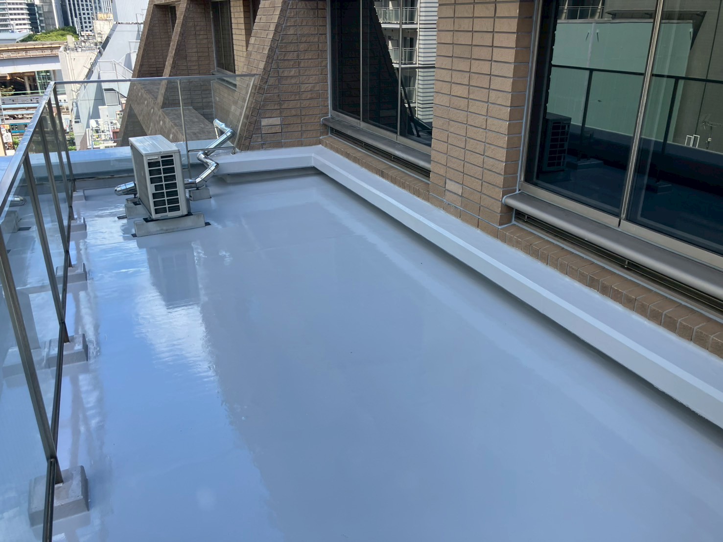ルーフバルコニー　ウレタン防水工事　施工完了