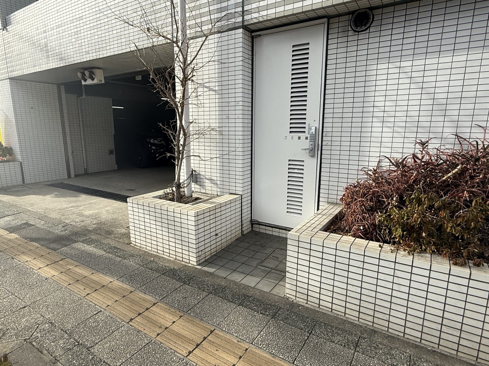 エントランス　施工完了