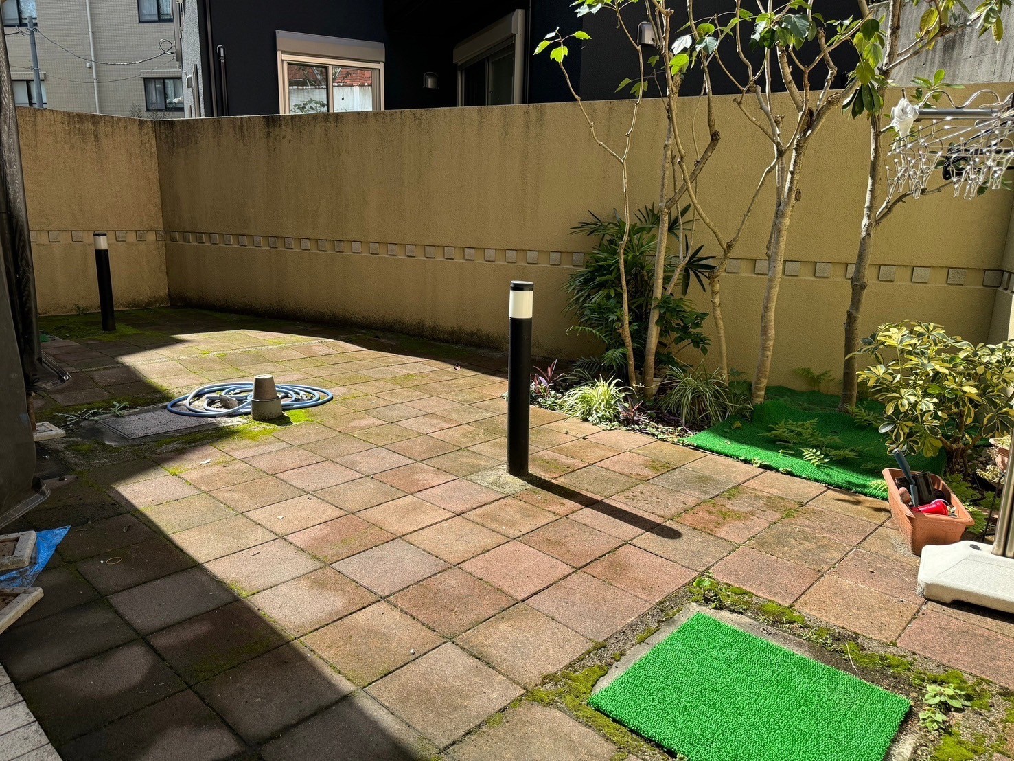 専用庭　塗装工事　施工前
