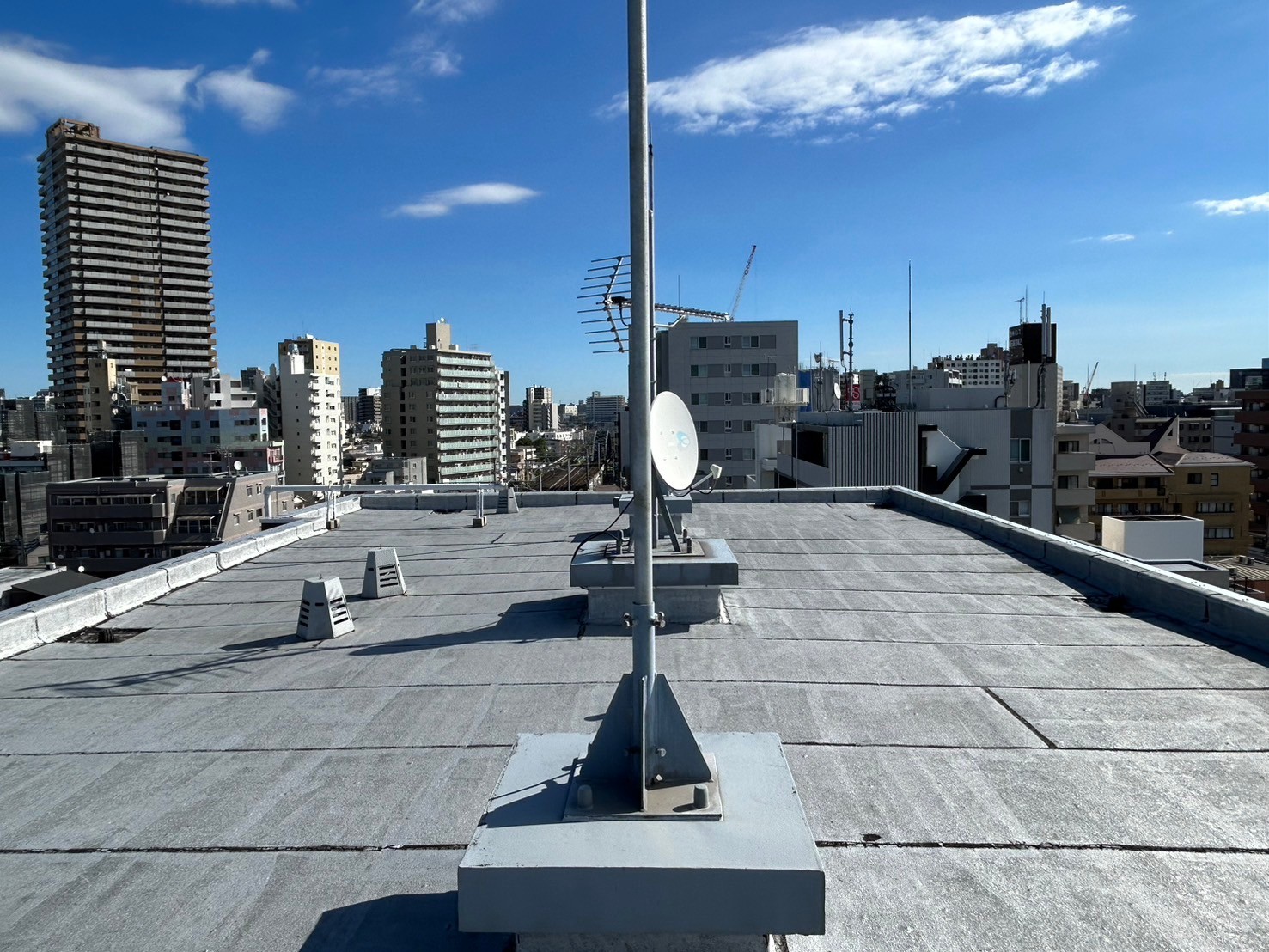 屋上防水工事　ウレタン防水　施工前