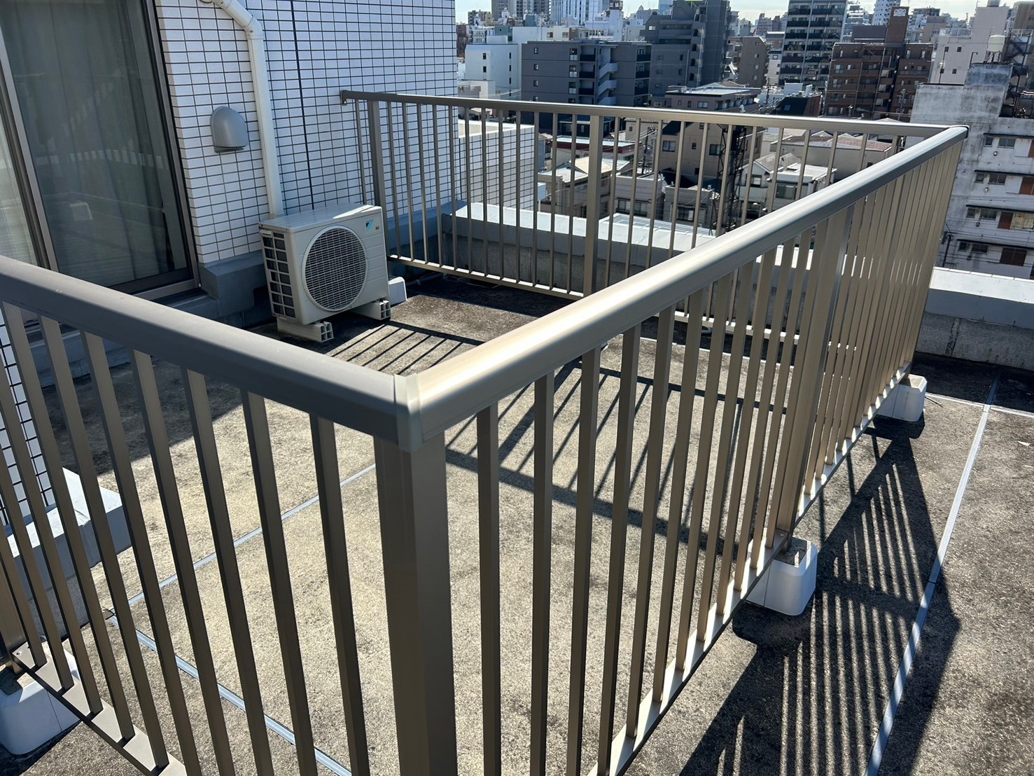 屋上防水工事　ウレタン防水　長尺シート貼替　施工前