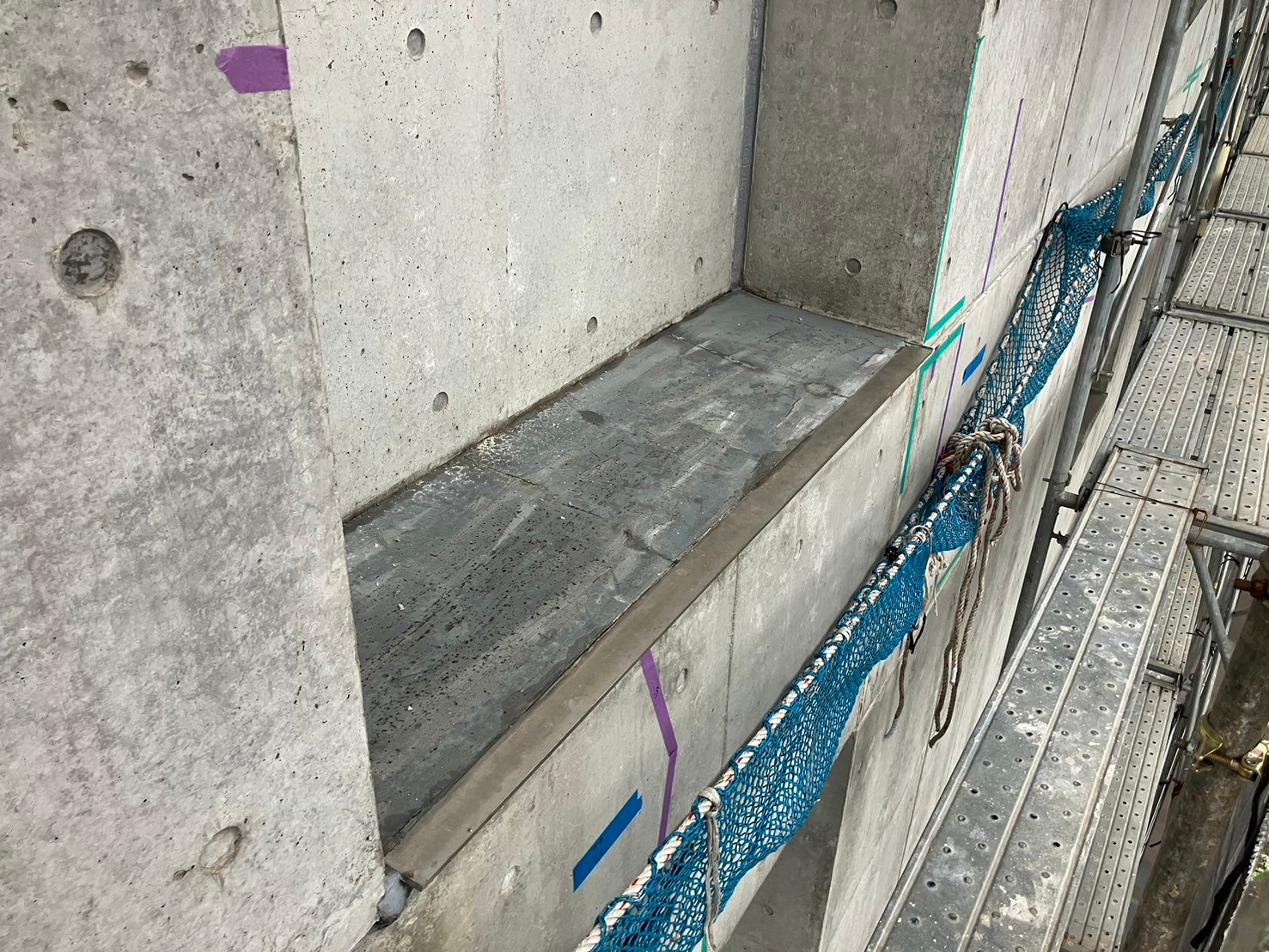 梁　ウレタン防水工事　施工前