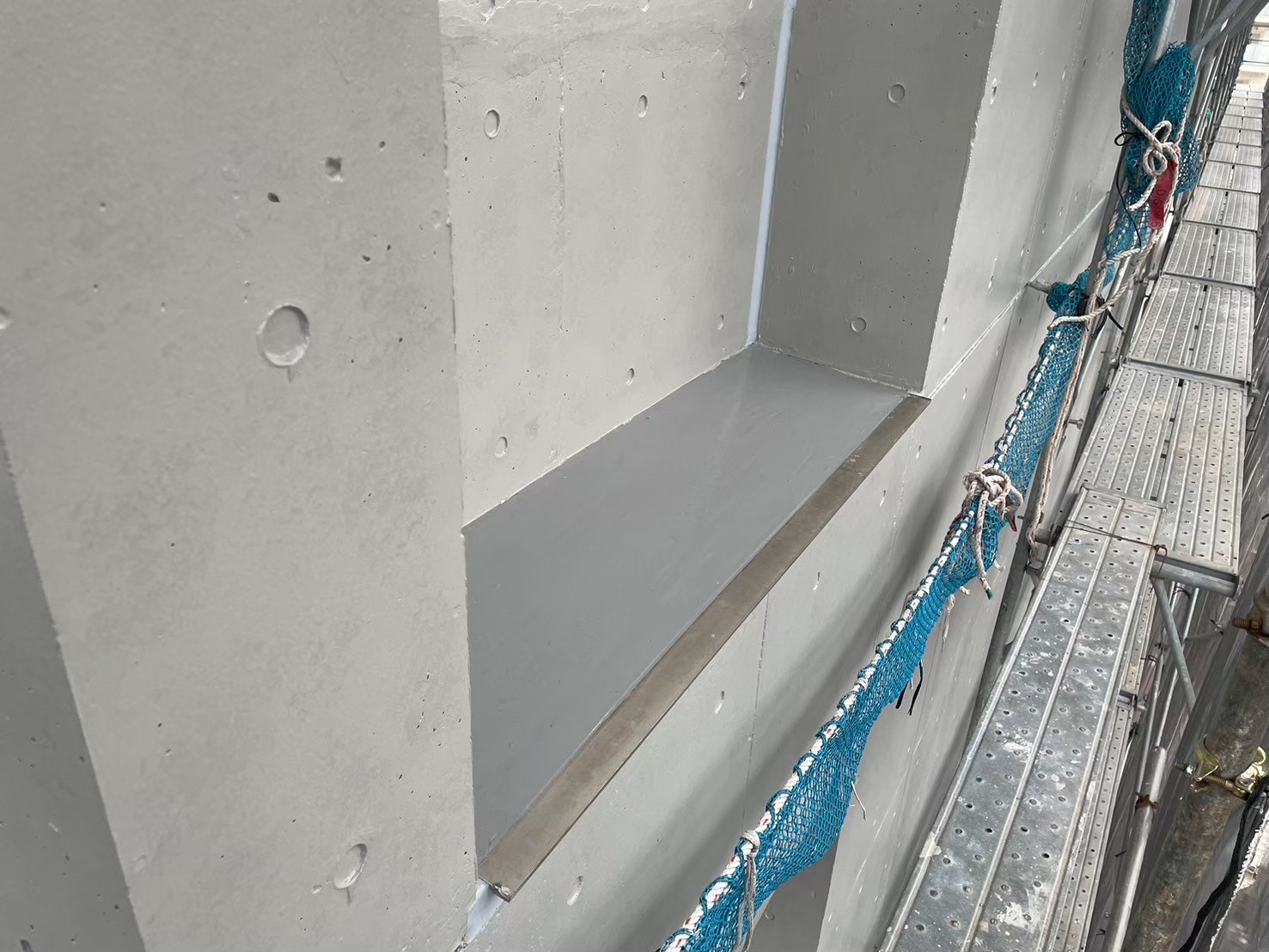 梁　ウレタン防水工事　施工完了