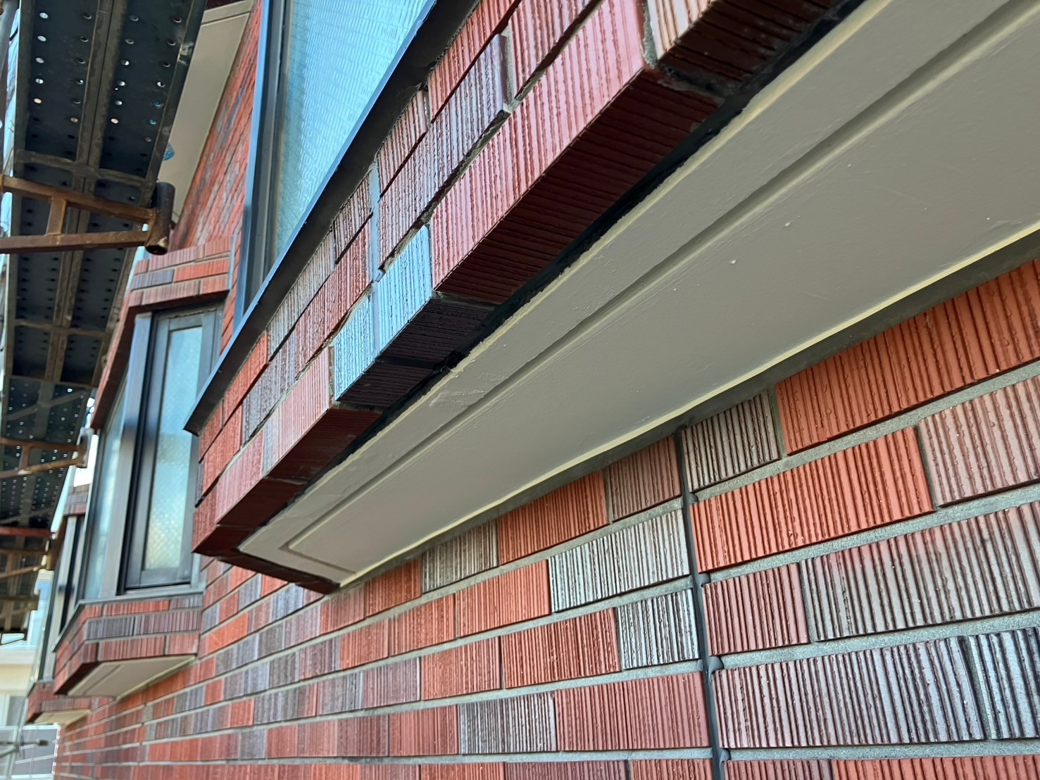 外壁　タイル貼替工事　施工完了