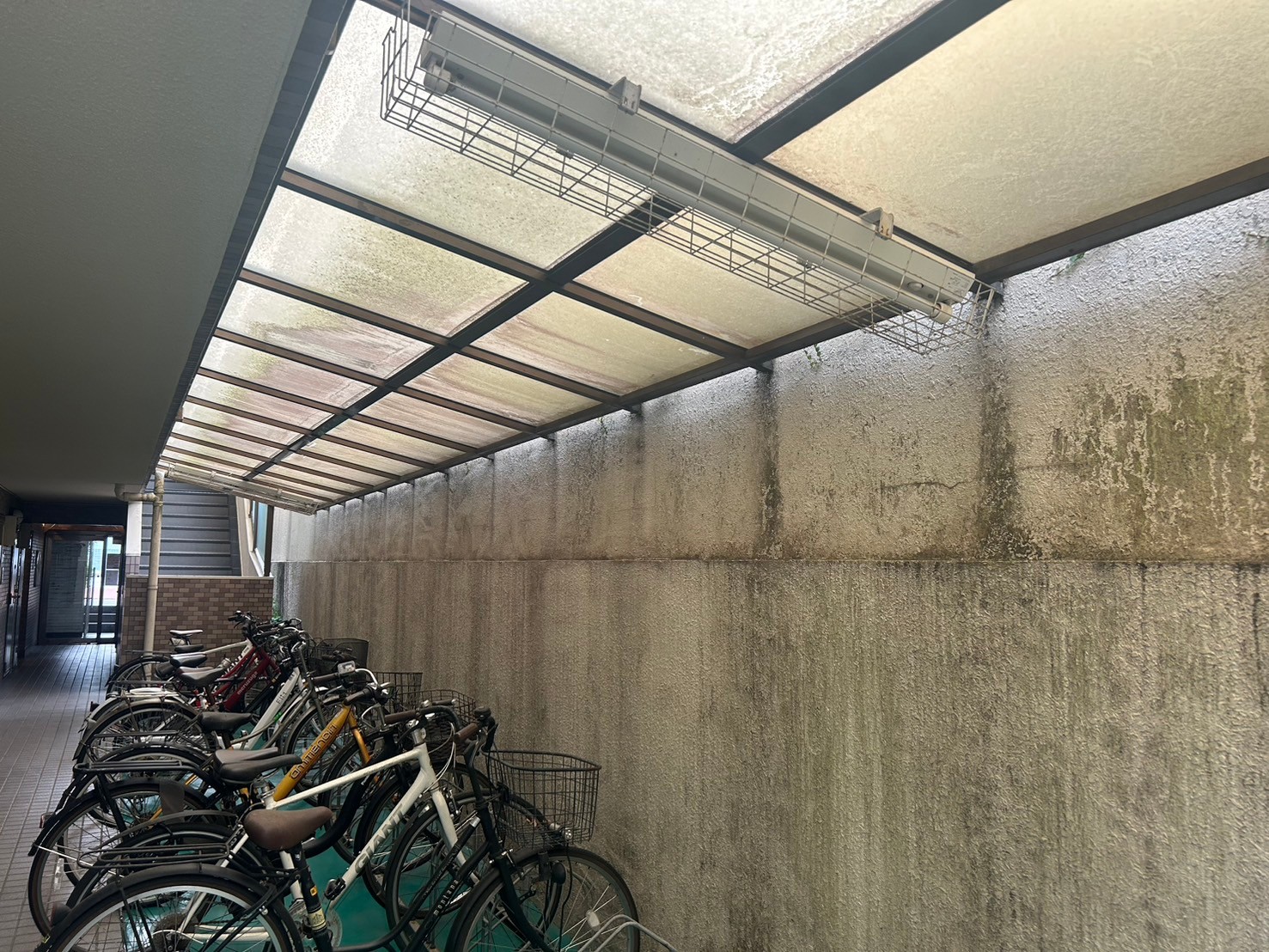 外壁塗装工事　施工前