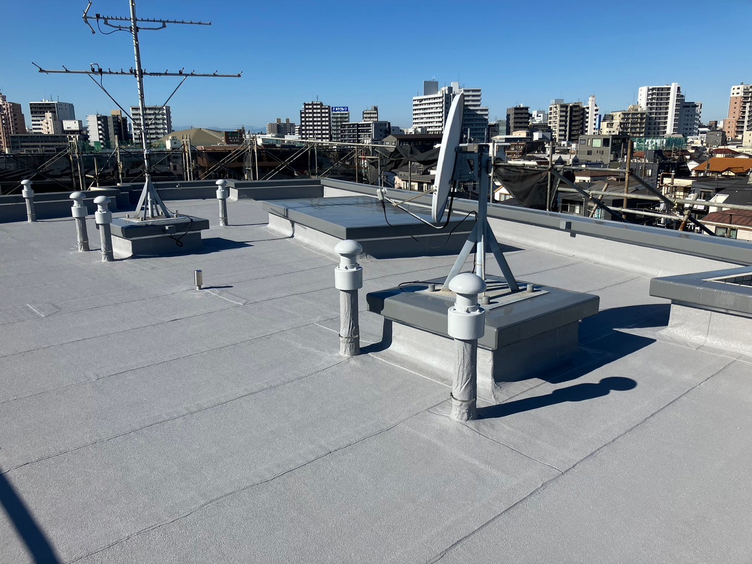 屋上防水工事　アスファルトシート防水　施工完了