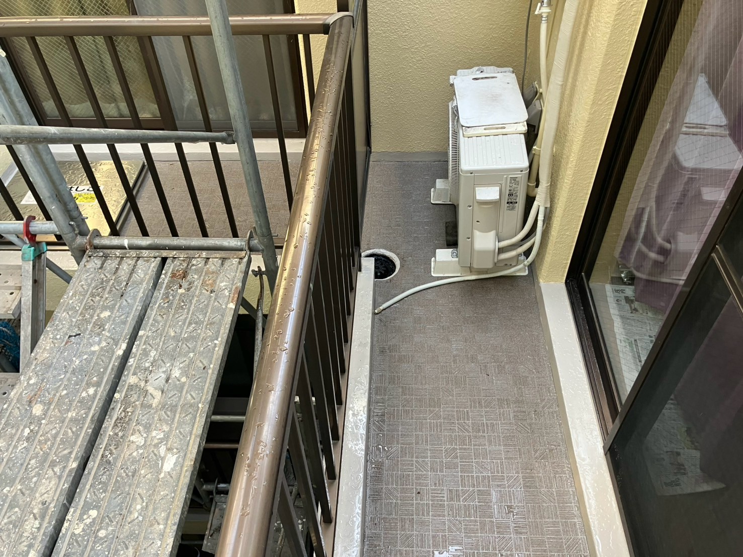 バルコニー防水工事　施工完了