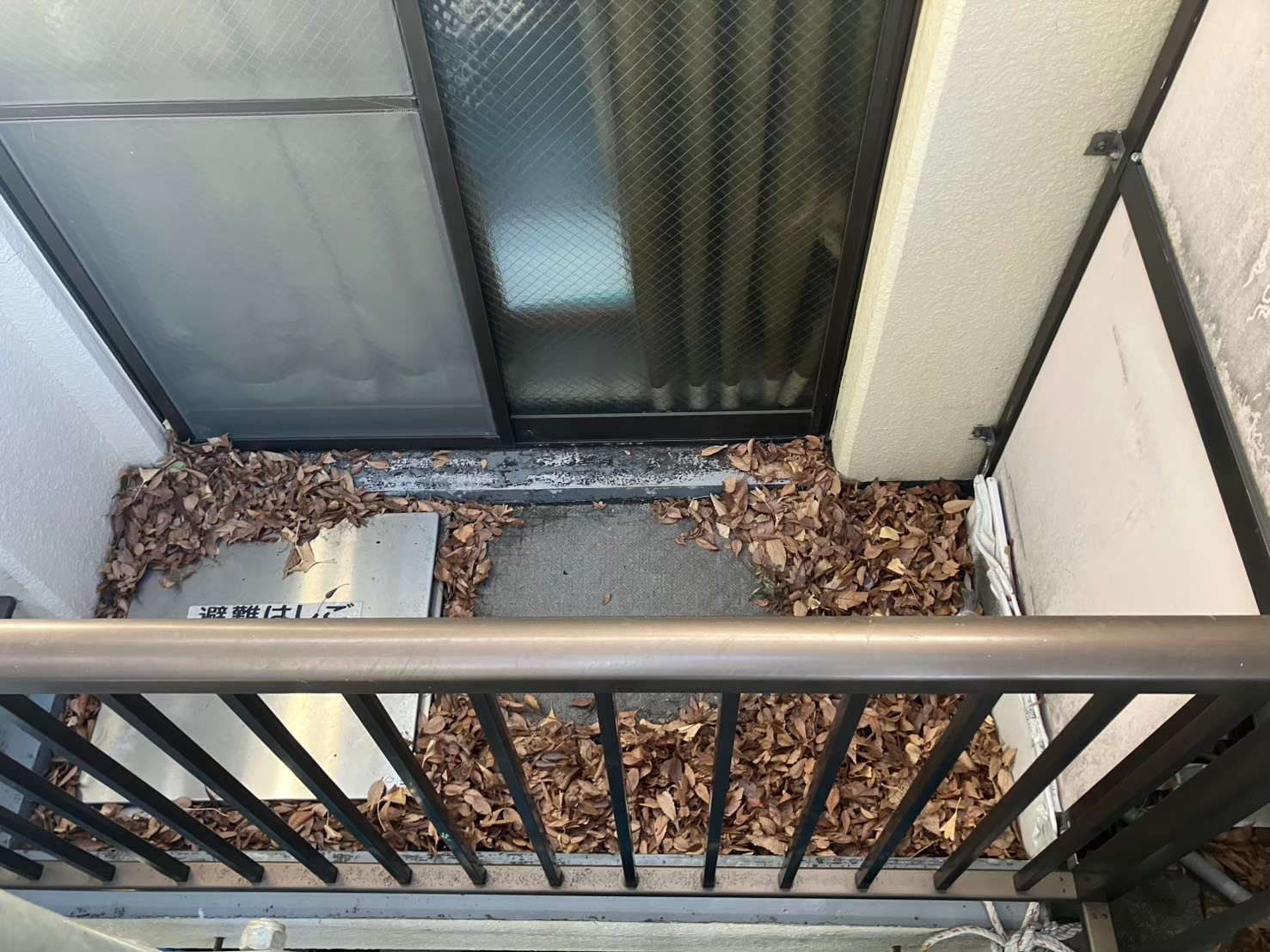 バルコニー防水工事　施工前