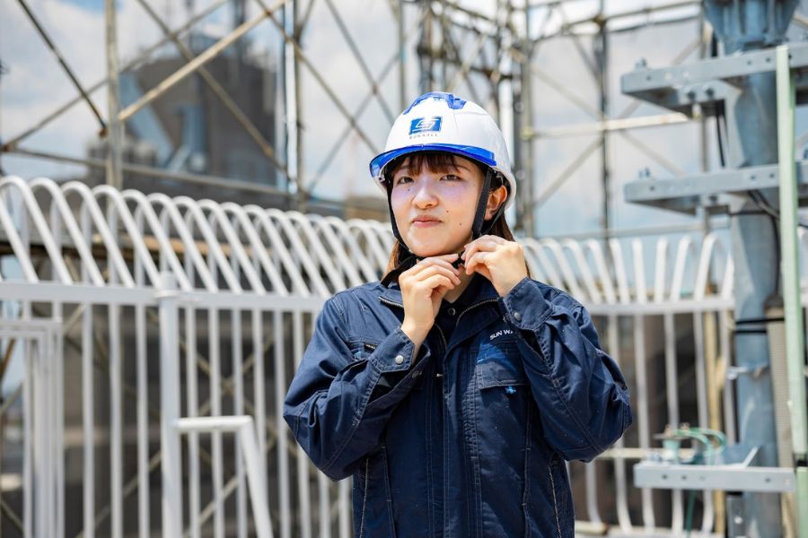 建設業界で活躍する女性現場監督について